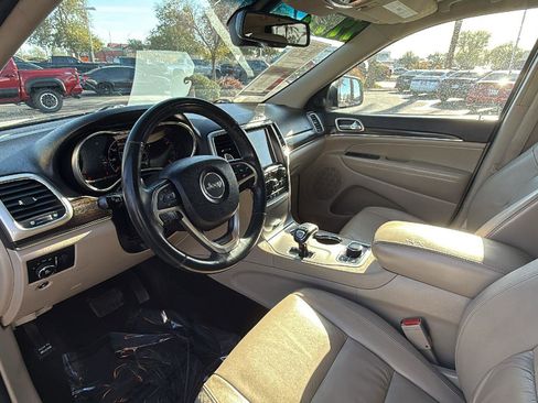 Used 2014 Jeep Grand Cherokee Limited w/ Trailer Tow Group IV image 20