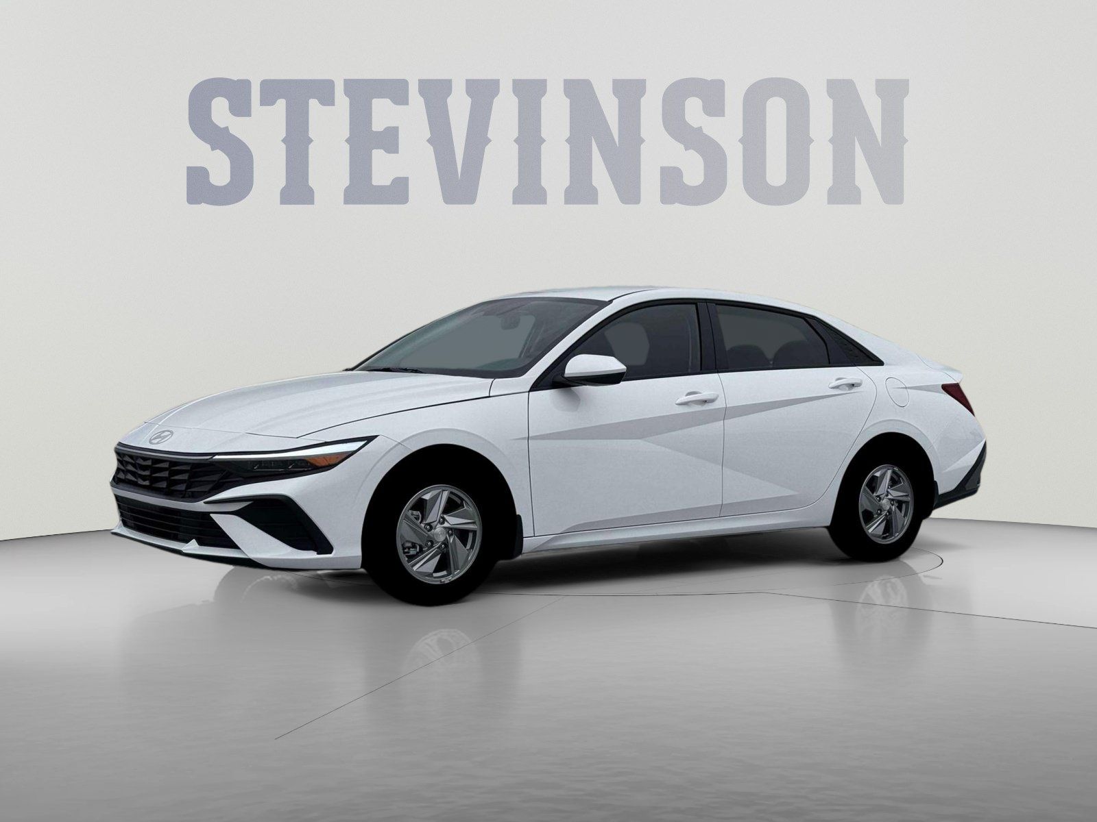 Used 2026 Hyundai Elantra SE FWD image 2