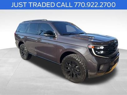 Used 2025 Ford Expedition Platinum w/ Stealth Appearance Package