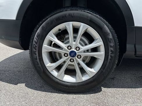 Used 2018 Ford Escape SE FWD image 31