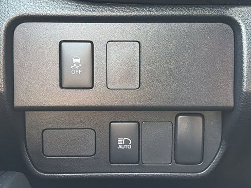 Used 2020 Toyota Tacoma SR image 15