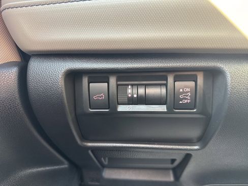 Used 2025 Subaru Forester Limited image 14