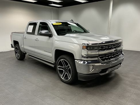 Used 2017 Chevrolet Silverado 1500 LTZ w/ LTZ Plus Package AWD/4WD image 7