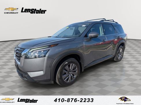 Used 2023 Nissan Pathfinder SV AWD/4WD image 1