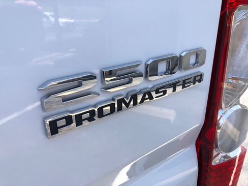 Used 2025 RAM ProMaster 2500 w/ U-Haul Equipment Group FWD image 17