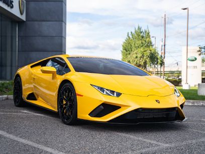 Used 2023 Lamborghini Huracan EVO