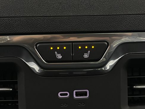 New 2026 GMC Sierra 1500 Denali AWD/4WD image 9