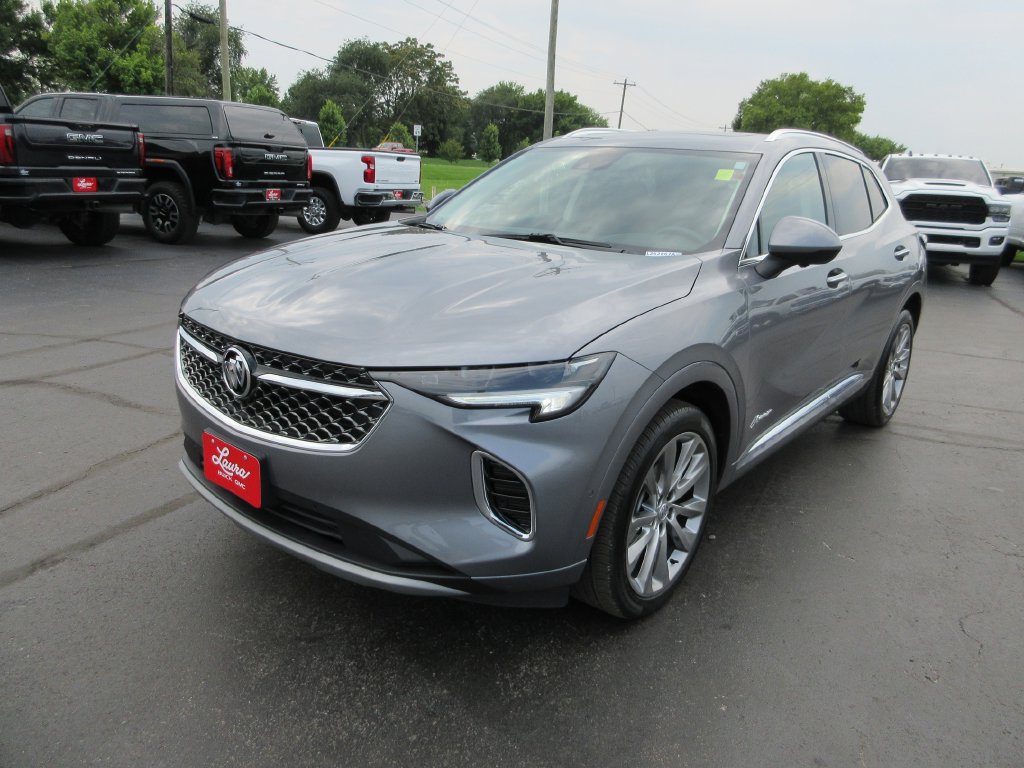 Certified 2022 Buick Envision Avenir w/ Technology Package II AWD/4WD image 11