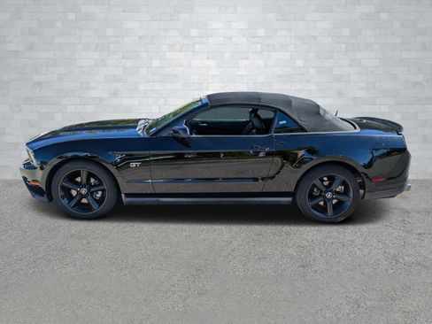 Used 2010 Ford Mustang GT Premium image 7