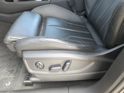 Used 2023 Audi Q5 2.0T Premium Plus w/ Premium Plus Package image 33