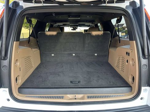 Used 2018 Cadillac Escalade ESV Platinum image 20