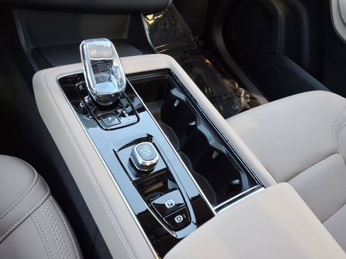 New 2026 Volvo XC90 B5 Plus image 15