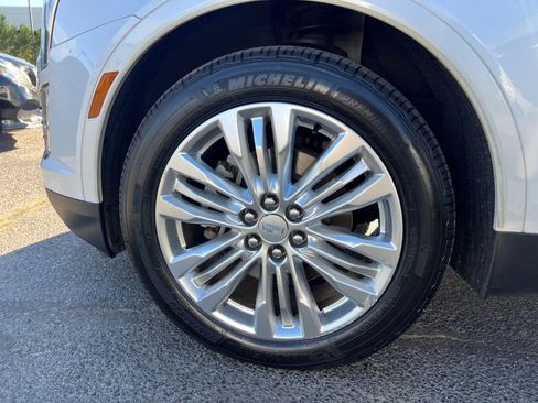 Used 2017 Cadillac XT5 Premium Luxury image 30