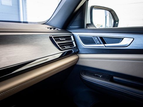 New 2026 Volkswagen Atlas Cross Sport SE image 44