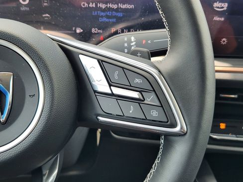 New 2025 Buick Envision Sport Touring image 32