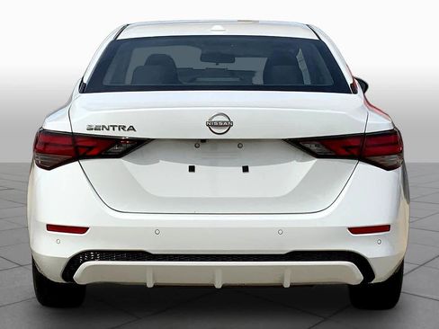 Used 2025 Nissan Sentra SV FWD image 5