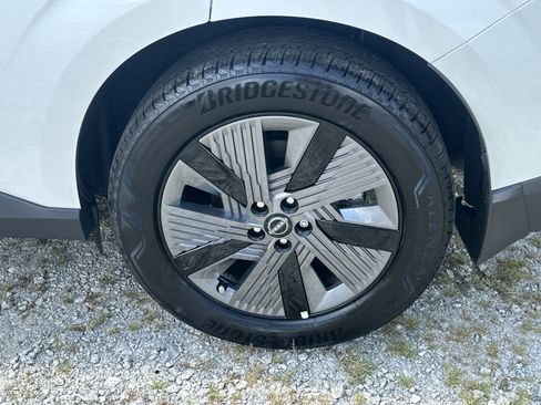 Used 2025 Nissan Murano SL AWD/4WD image 19