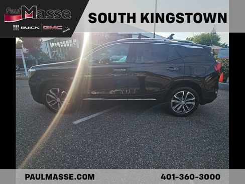 Used 2020 GMC Terrain Denali w/ Denali Premium Package AWD/4WD image 8