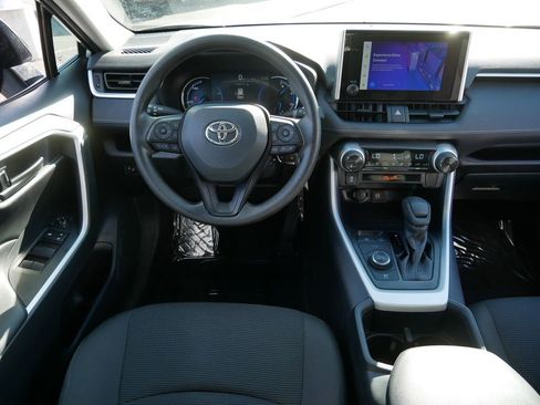 Certified 2025 Toyota RAV4 LE AWD/4WD image 12