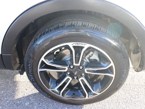Used 2013 Ford Explorer Sport image 22