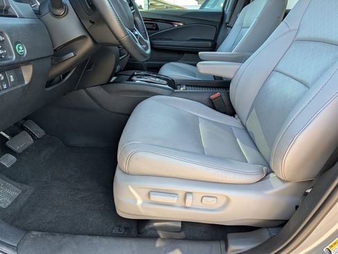 Used 2023 Honda Passport Elite image 15