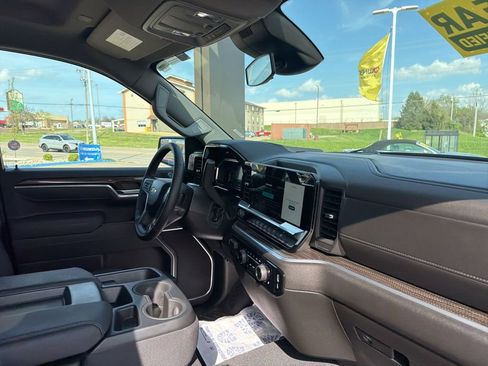 Used 2026 Chevrolet Silverado 1500 LT AWD/4WD image 14