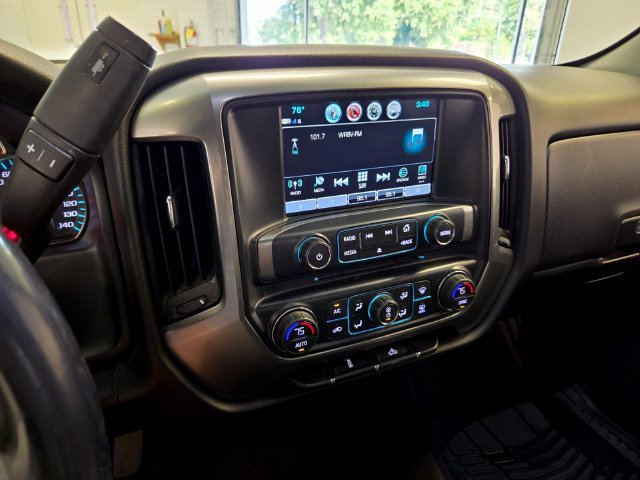 Used 2018 Chevrolet Silverado 1500 LT w/ All Star Edition RWD image 23