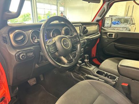 Used 2018 Jeep Wrangler Sport AWD/4WD image 21