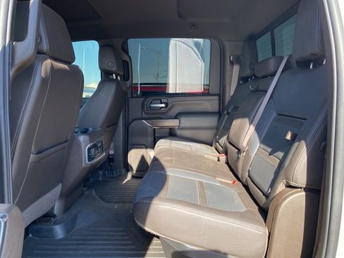 Used 2021 GMC Sierra 3500 Denali w/ Technology Package AWD/4WD image 8