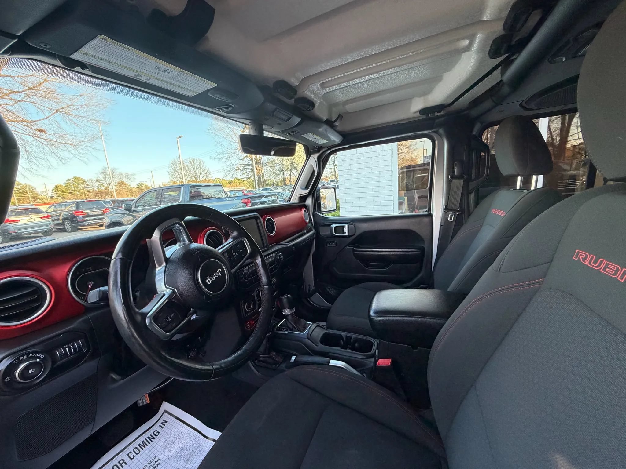 Used 2018 Jeep Wrangler Unlimited Rubicon AWD/4WD image 22