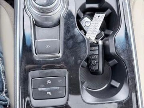 Used 2020 Ford Edge Titanium w/ Cargo Accessory Package FWD image 18