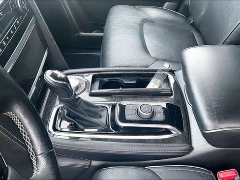 Used 2024 INFINITI QX80 Luxe AWD/4WD image 15