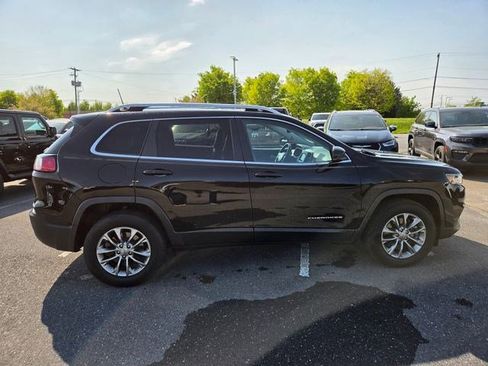 Used 2020 Jeep Cherokee Latitude Plus w/ Comfort/Convenience Group AWD/4WD image 15