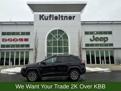 Used 2021 Jeep Cherokee Trailhawk w/ Technology Group