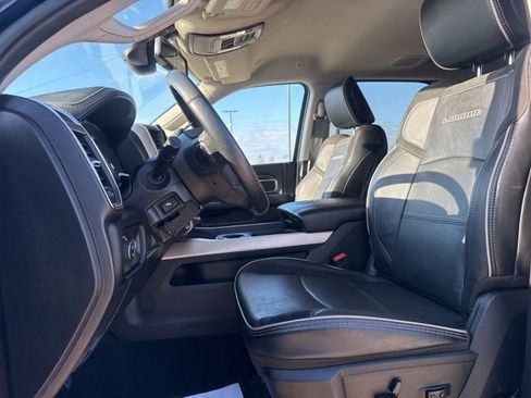 Used 2024 RAM 3500 Laramie AWD/4WD image 25