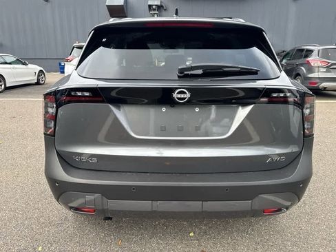 New 2026 Nissan Kicks SV w/ Cold Weather Package image 5