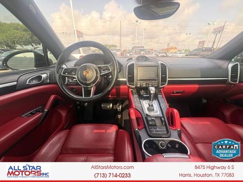 Used 2016 Porsche Cayenne S AWD/4WD image 18