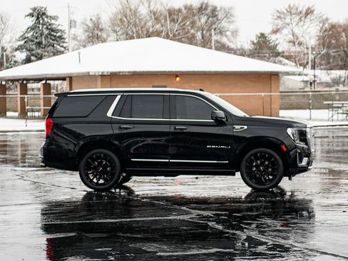 Used 2023 GMC Yukon Denali image 4