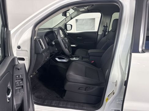 New 2026 Nissan Frontier SV w/ All-Weather Content Package image 5