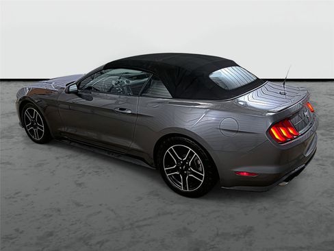 Used 2021 Ford Mustang Premium image 2