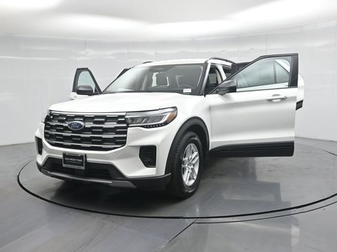 New 2026 Ford Explorer Active RWD image 31