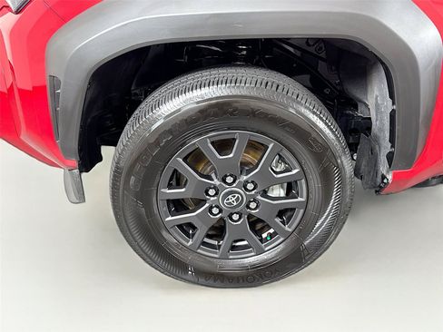 Certified 2025 Toyota 4Runner SR5 AWD/4WD image 44