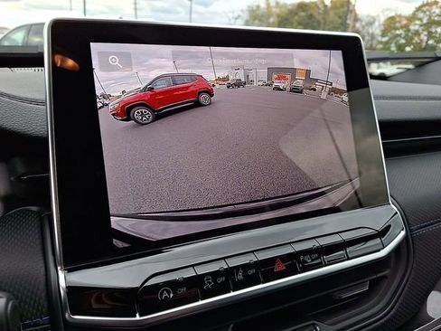 New 2026 Jeep Compass Limited image 4