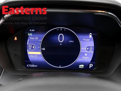 Used 2023 Chevrolet Bolt EUV LT w/ Driver Confidence Package FWD image 18