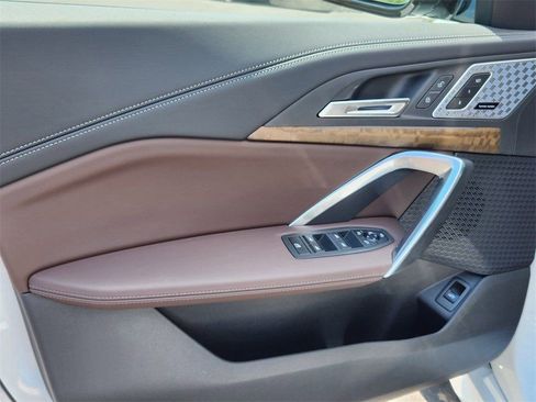 Used 2025 BMW X1 M35i w/ Premium Package image 8