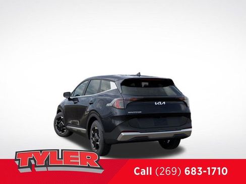 New 2026 Kia Sportage EX FWD image 4