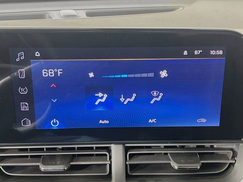 New 2026 Chevrolet Trax LT w/ LT Convenience Package FWD image 15