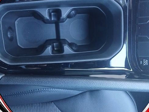 New 2026 Jeep Compass Latitude image 23