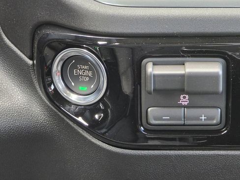 New 2026 GMC Sierra 3500 SLE w/ SLE Value Package image 29