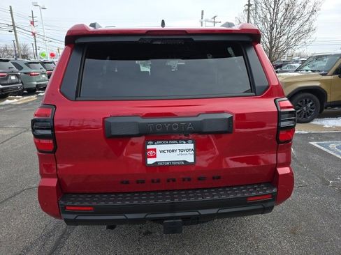 New 2025 Toyota 4Runner TRD Off-Road Premium image 6